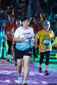 BIB: 3278
                            <button type="button" onclick="openModal(26256132)" class="btn btn-primary btn-sm float-right btn-popup" data-toggle="modal" data-target=".modal-high-quality">
                        <i class="fas fa-shopping-cart"></i> Add to Cart
                    </button>
                                            <button type="button" onclick="isThisMe(26256132, true)" class="btn btn-success btn-sm float-right btn-popup btn-isme hidden" data-toggle="tooltip" data-placement="bottom" title="นี่คือรูปของคุณใช่ไหม คลิกที่นี่เพื่อเอาเข้าอัลบั้ม">
                        <i class="fas fa-plus"></i> Add to album
                    </button>
                    <button type="button" onclick="isThisMe(26256132, false)" class="btn btn-warning btn-sm float-right btn-popup btn-isnotme hidden">
                        <i class="fas fa-ban"></i> Remove from album
                    </button>